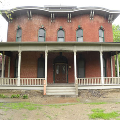 Cozad-Bates House Exterior