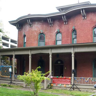 Cozad-Bates House Exterior